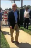  ?? KATHLEEN E. CAREY — DIGITAL FIRST MEDIA ?? Dick Vermeil arrives at the Glen Mills School campus.