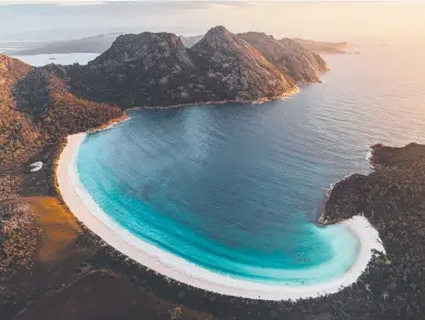  ?? ?? Wineglass Bay at Freycinet National Park.