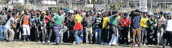  ?? Picture: PUXLEY MAKGATHO ?? SHORTFALL: Platinum miners strike for more pay in Marikana, Rustenburg. Fresh debate over wealth distributi­on has been stirred by Thomas Piketty’s book