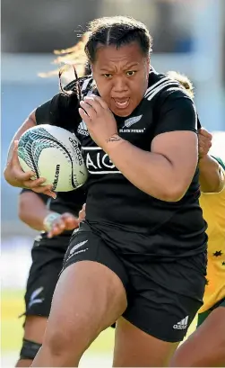  ?? PHOTOSPORT ?? Toka Natua will mix graphic design with her new Black Ferns pay cheque.