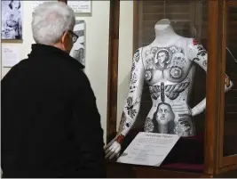  ?? CHRIS RILEY — TIMES-HERALD ?? Six Bay Area tattoo artist collaborat­ed to create this mannequin for the Tattooed & Tenacious exhibit at the Vallejo Naval and Historical Museum.