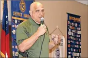  ?? / John Bailey ?? RPD Pfc. Don Davis discusses statistics about active shooters at Friday’s Rome Exchange Club meeting.