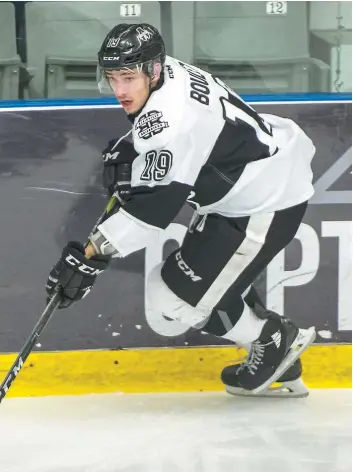  ??  ?? Alex Barré-Boulet a joué les héros pour l’Armada hier face aux Huskies.