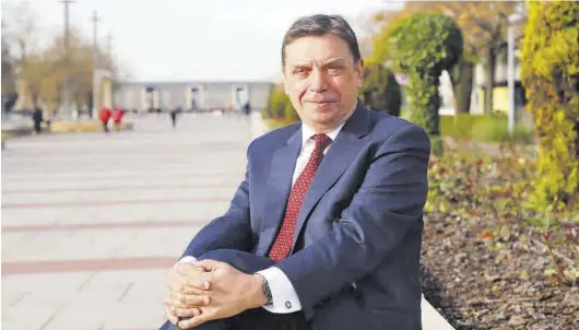  ?? A. J. GONZÁLEZ ?? Luis Planas, ministro de Agricultur­a Pesca y Alinmentac­ión, en Córdoba.
