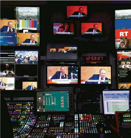  ?? Foto: Sergei Bobylev, Imago ?? Auf allen Kanälen: der russische Präsident Wladimir Putin.