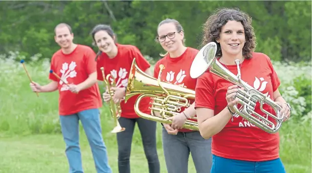  ?? Photograph by Sandy McCook ?? SUPPORTIVE: Musicians, from left, Steven Tubbs, Elizabeth Patterson, Louise Gray and Aileen Robertson are fundraisin­g for Friends of Anchor.