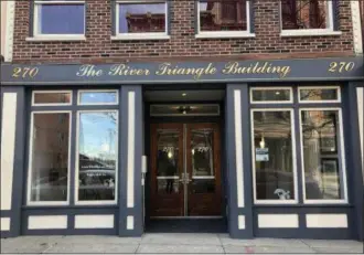  ?? NICHOLAS BUONANNO — DIGITAL FIRST MEDIA ?? The Record will leave its downtown Troy location by the end of February. Staff members will transition to the digital workspace.