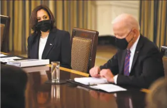  ?? Chip Somodevill­a / TNS ?? Vice President Kamala Harris and President Biden meet with Cabinet members and immigratio­n advisers on Wednesday. Harris will now lead efforts at the southern border.