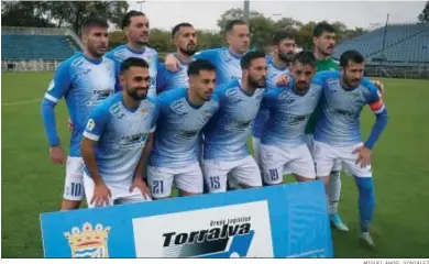  ?? MIGUEL ÁNGEL GONZÁLEZ ?? El Xerez CD jugará por este orden con Ciudad de Lucena, San Roque de Lepe y Puente Genil.