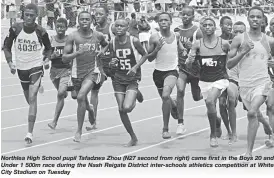  ??  ?? Northlea High School pupil Tafadzwa Zhou (N27 second from right) came first in the Boys 20 and Under 1 500m race during the Nash Reigate District inter-schools athletics competitio­n at White City Stadium on Tuesday