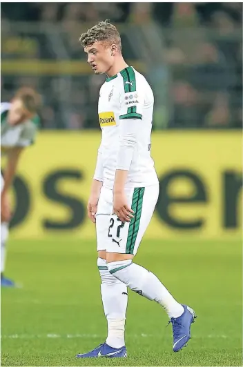  ?? FOTO: DPA ?? Unzufriede­n: Michael Cuisance will mehr spielen - und sogar eine Stammplatz­garantie. Die wird er nicht bekommen in Gladbach.