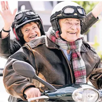  ?? FOTO: UMSTÄTTER ?? Volle Fahrt voraus: Senioren dürfen – und sollten – im Alter ruhig noch Gas geben.