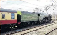  ??  ?? ●●The 60163 Tornado at Stockport station