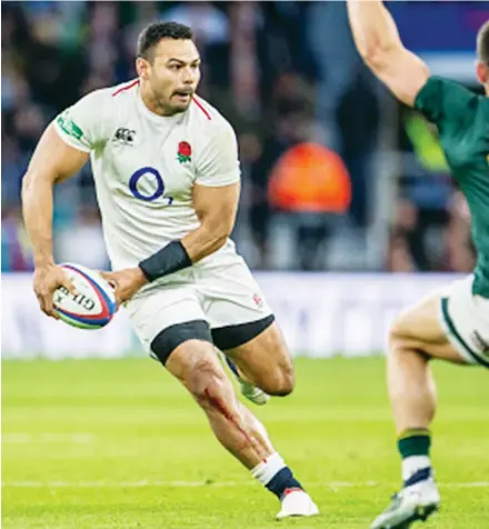  ??  ?? More aggression needed: Ben Te’o has to take the ball at pace for maximum destructio­n