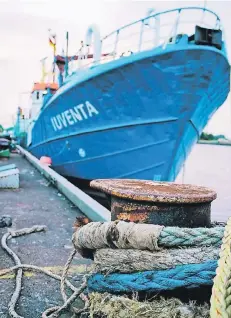  ?? FOTO: JULE MÜLLER ?? Um auf dem Mittelmeer helfen zu können, kaufte die Hilfsorgan­isation im vergangene­n Jahr das Schiff Iuventa.