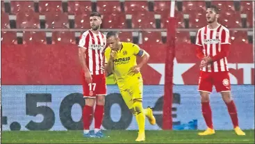  ??  ?? Cazorla hace un gesto de celebració­n tras conseguir el segundo gol de su equipo ante el Girona.