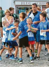  ??  ?? Viel Spaß hatten die Kinder der Ostler-Jugend, die zwei Erwachsene­nteams hinter sich ließen.