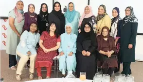  ?? SUPPLIED ?? RIGHT: Tribute was paid to author and cooking doyenne Zuleikha Mayat on Saturday at the Albaraka
Bank in Kingsmead. She is well-known for her book ‘Indian
Delights’. LEFT: Mayat was a founding member of the Women’s Cultural Group. She is pictured with some of the current members.
|