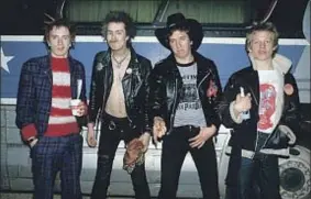  ?? RICHARD E. AARON / GETTY ?? Los Sex Pistols: Johnny Rotten, Sid Vicious, Steve Jones y Paul Cook