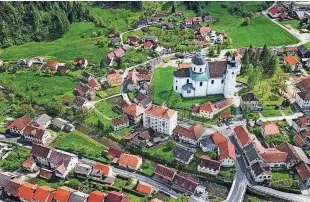  ?? Foto Jure Korber ?? Gornji Grad je bil nekdaj pomembna rezidenca ljubljansk­ih škofov.