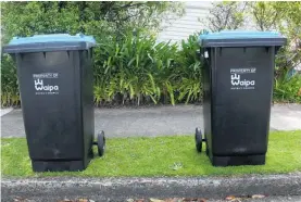  ?? Photo / Supplied ?? Waipā’s glass recycling collection will be playing catch-up again following a recycling truck crash.