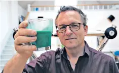  ??  ?? Michael Mosley recruited people to take part in a trial to investigat­e the placebo effect