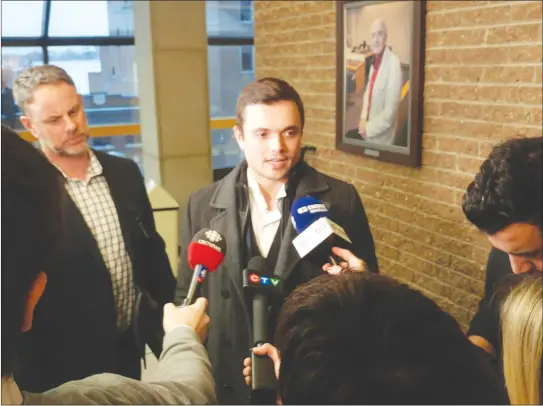  ?? GORDON LAMBIE ?? Charles Shearson, one of the lawyers defending Lac-megantic train conductor and engineer Thomas Harding, answered questions on the jury's impasse for French and English media following the brief sitting of the court on Tuesday afternoon.