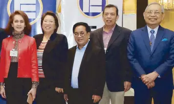  ??  ?? (From left) FINEX EVP Grace Palma-Tiongco, Deloitte-Navarro Amper &amp; Co. deputy chief ethics and anti-corruption officer for Southeast Asia and audit and assurance partner for Philippine­s Cindy Ortiz, Willy Baltazar, Franklin Ysaac and FINEX past president Santiago Dumlao Jr.