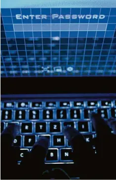  ?? Foto: Oliver Berg, dpa ?? Hacker haben sich ganz offensicht­lich Zugang zu Daten mehrerer Bundesmini­sterien verschafft.