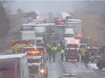  ?? GILLIS BENEDICT, LIVINGSTON DAILY PRESS & ARGUS ?? Interstate 96 near Fowlervill­e, Mich., is shut down Thursday following a multivehic­le accident.