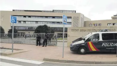  ?? GABRIEL UTIEL ?? La Sección Segunda de la Audiencia acoge el juicio a partir de las 11.30 horas de este lunes.