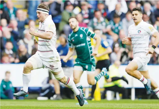  ?? PICTURES: Getty Images ?? Top prospect: Will Evans runs in to score Leicester’s second try