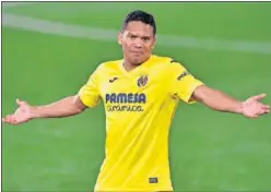  ??  ?? Carlos Bacca, en un partido con el Villarreal en la última temporada.