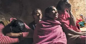  ?? Rayka Zehtabchi ?? INDIAN women are empowered in the documentar­y “Period. End of Sentence.”