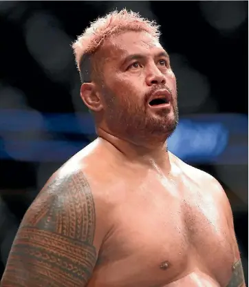  ??  ?? Mark Hunt was pulled from his fight against Marcin Tybura.