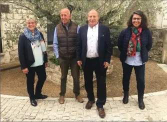  ??  ?? L’équipe espère pouvoir bientôt sillonner le canton à la rencontre de ses habitants pour partager et expliquer leur engagement