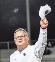  ?? Courtney Couey, Ringgold Tiger Shots ?? After 16 years as head coach at Ringgold High School, Robert Akins announced last week that the 2022 season would serve as his last on the sideline with the Tigers.