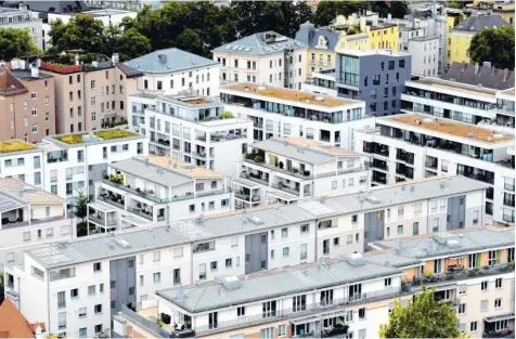  ??  ?? Wo wohnen die Neu-Augsburger? Einige haben sicherlich in den Neubauten auf dem ehemaligen Hasenbräu-Areal eine Wohnung gefunden. Die Innenstadt gehört zu den Gebieten, die zuletzt an Einwohnern zugelegt hat.