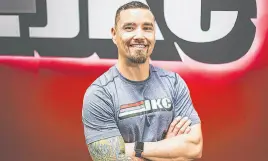  ?? JIM MULLOWNEY PHOTOGRAPH­Y ?? Establishi­ng a home gym doesn’t have to be complicate­d, says Jon-erik Kawamoto, co-owner of Jkconditio­ning in St. John’s, N.L.