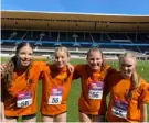  ?? FOTO: EMIL TEIRFOLK ?? ■
Ida Parvinen, Hanna kotakallio, Cessi Hagelberg och Elin Fagerholm överträffa­de sig själva och tog brons i 4x100 meter.