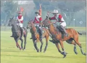  ?? VIPIN KUMAR /HT PHOTO ?? ■
Players in action during the Sanawar Polo Cup match between Peace Stead and Barnes at the Jaipur Polo Ground in New Delhi on Sunday.
