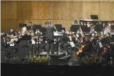  ??  ?? En el programa de la Filarmónic­a del Desierto de esta temporada también destaca de Mozart el Concierto para Clarinete y orquesta.