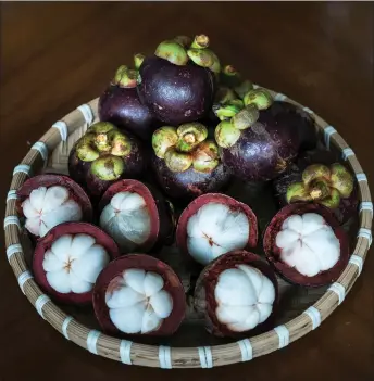  ?? ?? There is a local ‘pantang’ about the mangosteen, which is one should not take sweet things after eating the fruit.