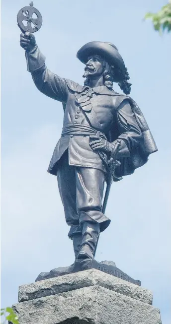  ?? Chris Mikula/ Postmedia News ?? The statue of Samuel de Champlain at Nepean Point in Ottawa. Champlain paddled up the Ottawa River, past where Parliament Hill stands today, in early June 1613.