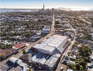  ??  ?? The Bunnings Warehouse store in Grey Lynn has a prominent corner position.