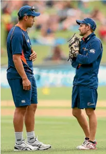  ?? PHOTO: GETTY IMAGES ?? New Zealand batsman Ross Taylor, left, and coach Mike Hesson chat during the washed out ODI against Australia in February last year.