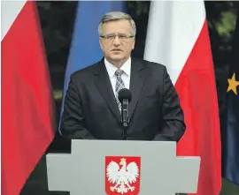  ?? Picture: Reuters ?? TRAILING. President Bronislaw Komorowski speaks a day after the first round of the presidenti­al elections in Warsaw.