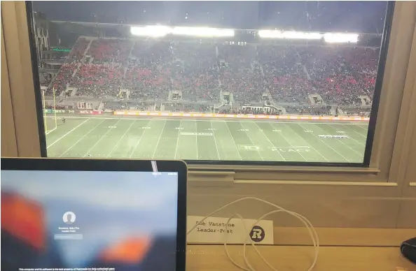  ?? QC PHOTO BY ROB VANSTONE ?? Rob Vanstone’s view from the press box at TD Place on Sept. 29, 2017, when the Saskatchew­an Roughrider­s visited the Ottawa Redblacks.