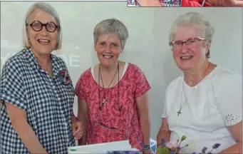  ??  ?? Sister Collette Kane and Sister Helen Harmey with Darina Allen.