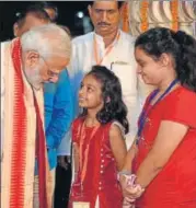  ?? RAJESH KUMAR/HT PHOTOS ?? Prime Minister Narendra Modi, governor Ram Naik, Union textile minister Smriti Irani and deputy CM Keshav Prasad Maurya at the Trade Facilitati­on Centre, Varanasi that was inaugurate­d on Friday and (right) PM interacted with Tanvi Pathak and Hiral...